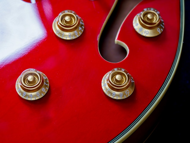 Choosing Your Guitar Knobs: Visual Guide