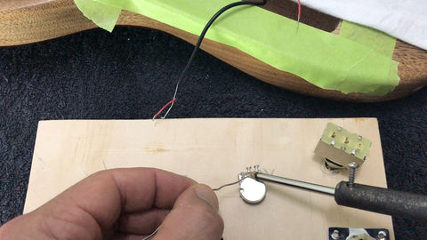 grounding the volume pot